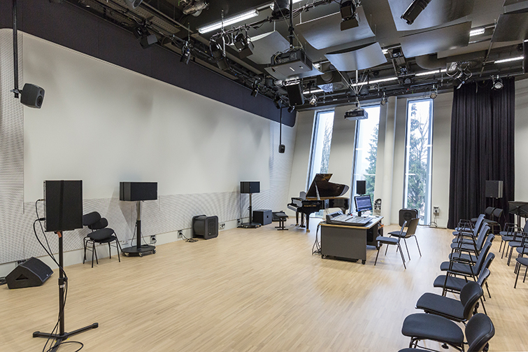 Computer Music Studio Anton Bruckner Privatuniversitat